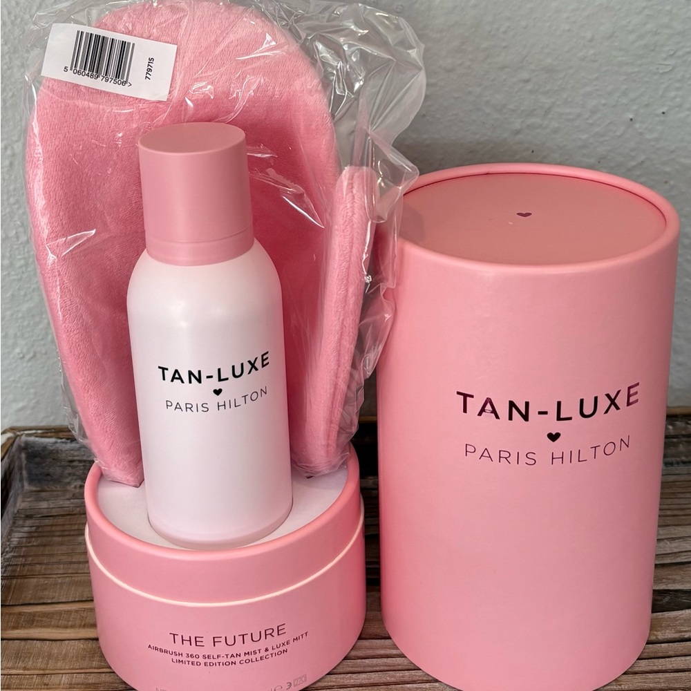 Tan-Luxe x Paris Hilton The Future Airbrush 360 Self-Tan Mist & Luxe Mitt Set